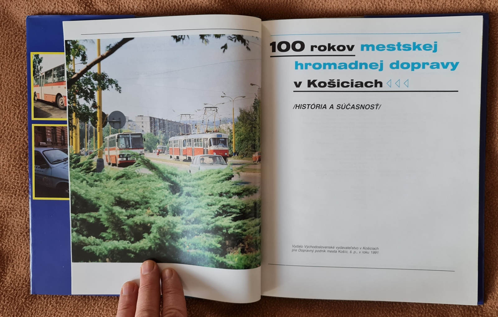 kniha 100 rokov mestskej hromadnej dopravy v Košiciach